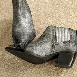 Sbicca Vintage Pewter Booties 7.5